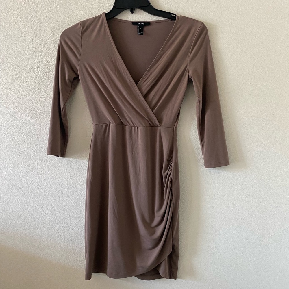 Women’s Low cut V-neck Dress